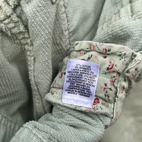 Y2K low rise Guess flared cords - Picture 8 of 11